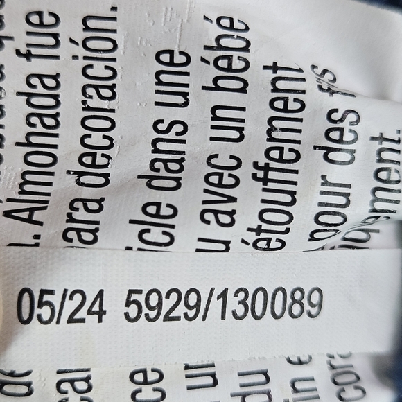 Sonic the Hedgehog 12" Blue Character Plush Toy - Picture 7 of 8